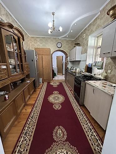 круглый: 6 комнат и более, 130 м², Бишкек, ул. Тоголок Молдо / Щербакова Собственник — 4
