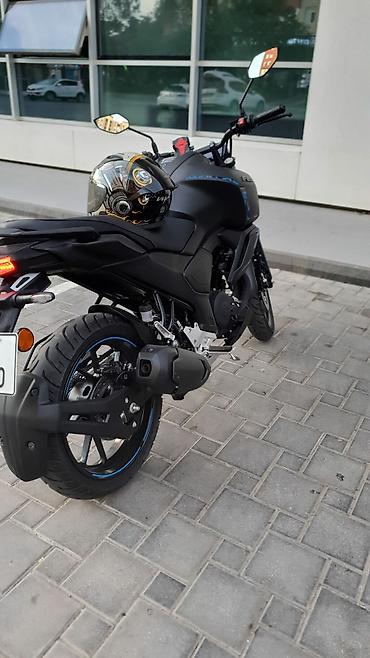 Motosikletlər: Yamaha 150 sm3, 400 km — 2