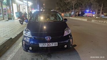 16 lassa tekerin qiymeti: Toyota Prius: 1.8 l | 2012 il Hetçbek