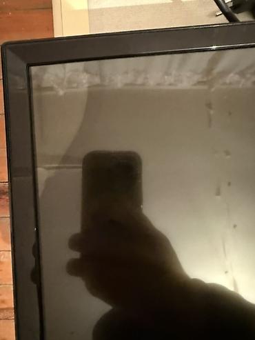 şivaki televizor: SHIVAKI LED televizor (43) 109 sade Ekranin kunc terefinde zede var — 3