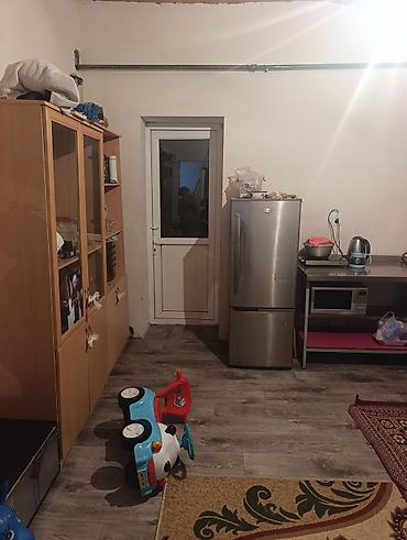 Продажа коттеджей и домов: Ак ордо 3 уй сатылат 100м² 4 сотык кызыл китеп свет, суу бар. паровой at lalafo.kg — 9 Продажа коттеджей и домов: Ак ордо 3 уй сатылат 100м² 4 сотык кызыл китеп свет, суу бар. паровой — 9