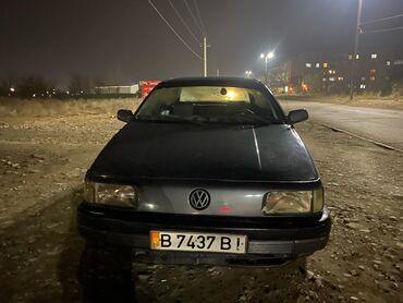 Volkswagen: Volkswagen Passat: 1991 г., 2 л, Механика, Газ, Седан