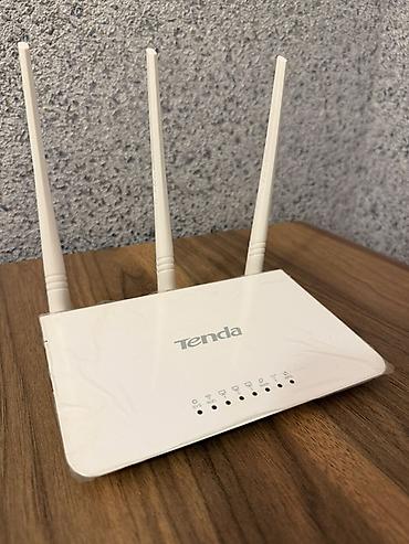 Tenda Wi‑Fi router Xüsusiyyətlər: - 3 ədəd xarici antena – geniş