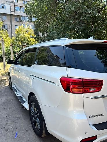 кия хан: Kia Carnival: 2019 г., 2.2 л, Автомат, Дизель, Минивэн — 4