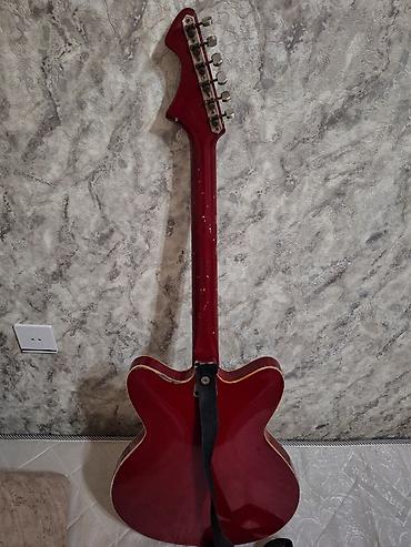 Elektro gitaralar: Elektron gitara, 6 sim, İşlənmiş, Ünvandan götürmə -da lalafo.az — 23 Elektro gitaralar: Elektron gitara, 6 sim, İşlənmiş, Ünvandan götürmə — 23