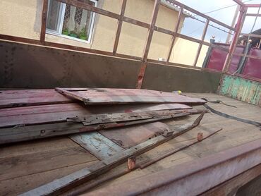 Грузовики: Грузовик, Mercedes-Benz, Стандарт, 6 т, Б/у at lalafo.kg — 10 Грузовики: Грузовик, Mercedes-Benz, Стандарт, 6 т, Б/у — 10