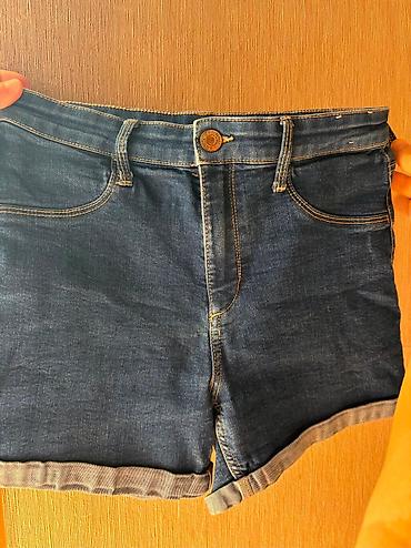 geyim qadin: Qısa cins şort - Rəng: tünd göy (indigo) - Material: denim (cins) - — 1