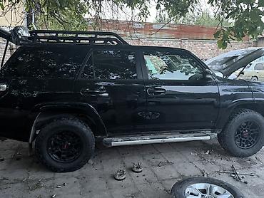 Продажа авто: Toyota 4Runner: 2021 г., 4 л, Автомат, Бензин, Внедорожник — 6