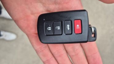 Ключи: Ключ Toyota at lalafo.kg — 7 Ключи: Ключ Toyota — 7