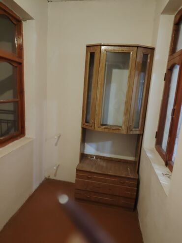 Uzunmüddətli kirayə mənzillər: Kirayə üçün sadə, mebelli mənzil. - Otaqlar: 2 ayrıca otaq və keçidli -da lalafo.az — 3 Uzunmüddətli kirayə mənzillər: Kirayə üçün sadə, mebelli mənzil. - Otaqlar: 2 ayrıca otaq və keçidli — 3