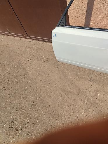 Auto delovi: Vrata prednja leva Lada 2107 Riva,2104 Karavan,2105 br.1 U beloj boji — 5