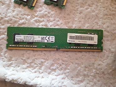 Samsung DDR4 RAM modul – 4 GB - Model: M378A5244CB0-CRC (Lenovo FRU