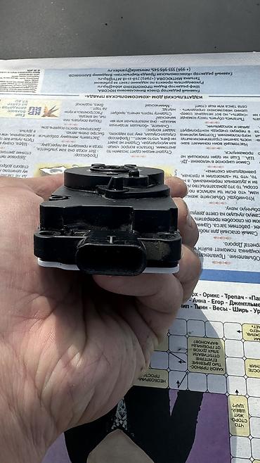 усилитель inter m: BMW G30 рест 2021 года Моторчик на решетку жалюзи — 5