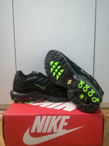 acura tl 2 5 at: Prodajem nike tn air max plus Nove Original Cena nije fiksna Razlog