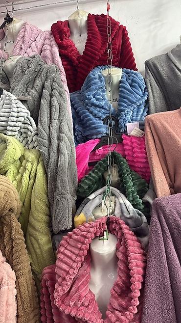 Халаты: Махровые халаты для дома и бани. - Модели: классические халаты с — 17