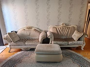 lalafo divan: Klassik üslubda 2 hissəli dəst: 2 divan və puf - Üslub — 1
