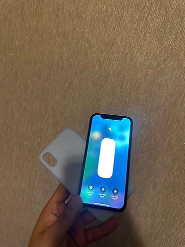 iphone 30: IPhone Xs, 256 GB, Qızılı, Face ID — 2