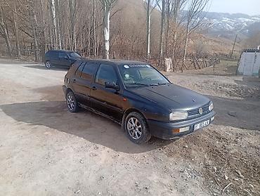 camry 55 xle: Volkswagen Golf: 1993 г., 1.6 л, Механика, Бензин, Хэтчбэк — 4