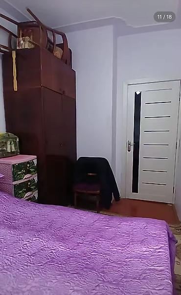 Köhnə tikili: Mingəçevir şəhəri, QRES qəsəbəsi. 1-ci mərtəbədə 2 otaqlı, 4-ə düzəlmə — 9