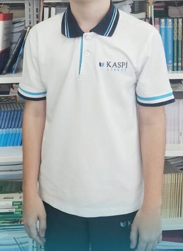 Məktəbli forması: Mekteb geyimi.qisa qol koynek,uzun üol koynek,şalvar,jaket.birinci
