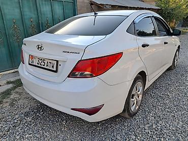Транспорт: Hyundai Solaris: 2015 г., 1.4 л, Механика, Бензин, Седан — 4