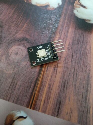 Digər ehtiyat hissələri: Arduino və elektronika layihələri üçün modul dəsti Komponentlər: - — 9