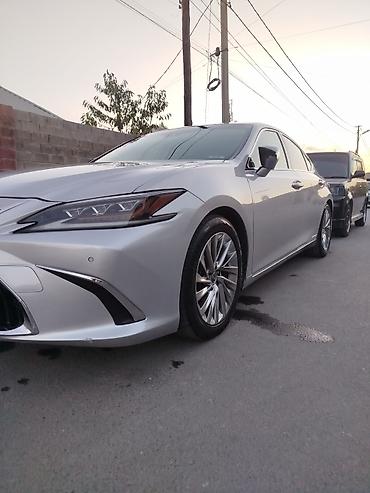 lexus ct: Lexus ES: 2019 г., 2.5 л, Автомат, Гибрид, Седан — 2