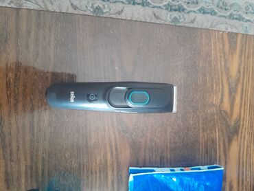 Trimmerlər və saç qırxan maşınlar: Saç qırxan maşın, Braun, İşlənmiş, Ünvandan götürmə — 24