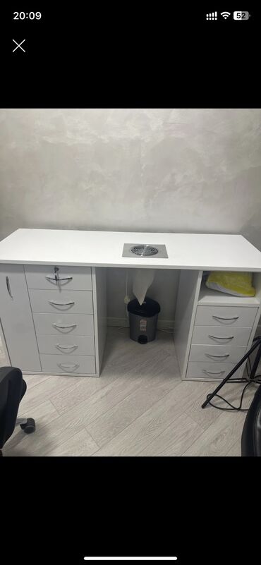 Salon masaları: Manikür masası