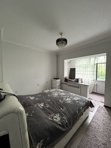 кватира токмок: 3 комнаты, 62 м², 105 серия, 2 этаж, Старый ремонт