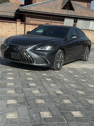 165 65 14: Lexus ES: 2022 г., 2.5 л, Гибрид, Седан — 2