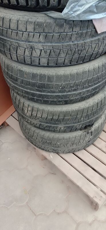 шины 215 60: Шиналар 215 / 60 / R 17, Кыш, Колдонулган, Комплект, Bridgestone