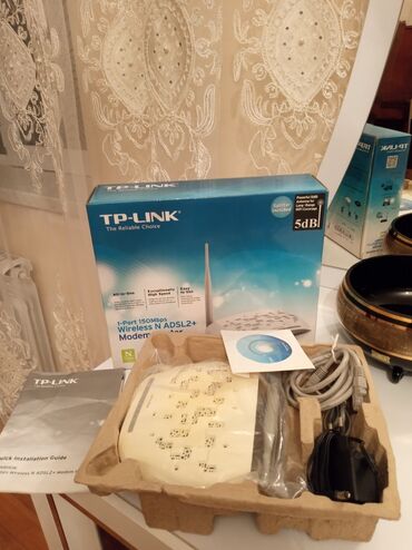 Modemlər və şəbəkə avadanlıqları: TP-LINK
1-Port 150Mbps
Wireless N ADSL2+
Modem Router — 3