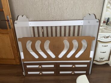 döşək satışı: Oğlan və qız üçün, Dördbucaq, Beşik, Dəst ilə, Matras ilə, Yellənmə mexanizmsiz