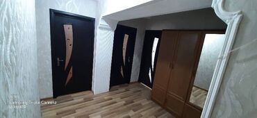 Köhnə tikili: Bakı, Bakıxanov qəs., 3 otaqlı, Köhnə tikili, m. Neftçilər, 70 kv. m -da lalafo.az — 11 Köhnə tikili: Bakı, Bakıxanov qəs., 3 otaqlı, Köhnə tikili, m. Neftçilər, 70 kv. m — 11