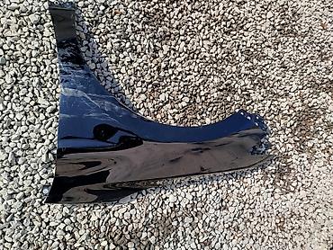 Крылья и комплектующие: Крыло Камри 70 передний левый чуть-чуть ремонт нужен оригинал 5000 — 2