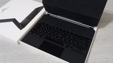 i̇pad: Ipad Air 13 İnch m2 m3 modellər ücün original magic keyboard
