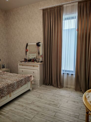 Yataq otağı dəstləri: İkinəfərlik çarpayı — 4