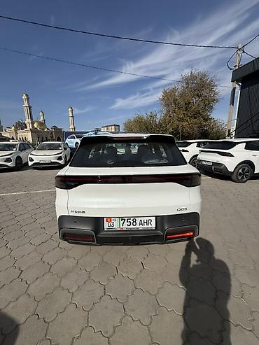 byd e9 1: Chery : 2026 г., Вариатор, Электромобиль, Кроссовер — 1