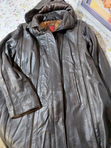 кожанный куртки: Кожаная куртка, Натуральная кожа, С капюшоном, M (EU 38), L (EU 40)