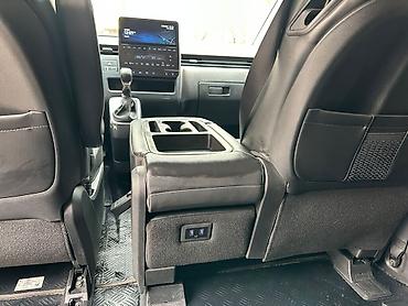 Hyundai: Hyundai Staria: 2021 г., 2.2 л, Автомат, Дизель, Минивэн — 30