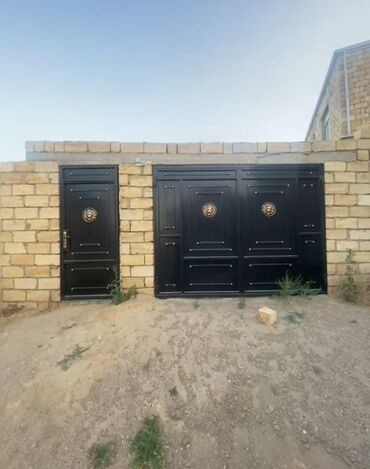 xacmazda ferma satilir: 4 otaqlı, 3 kv. m, Kredit var, Təmirsiz