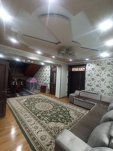 продаю дом село петропавловка: 6 комнат и более, 200 м², 5 соток, Ош, Манас-Ата мкр., Собственник — 5