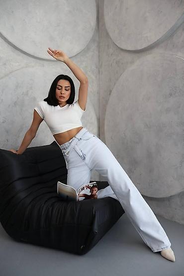 Farmerke: 👖 Farmerke – savršen model za svaki dan Dostupne veličine: 34–42 Cena — 7