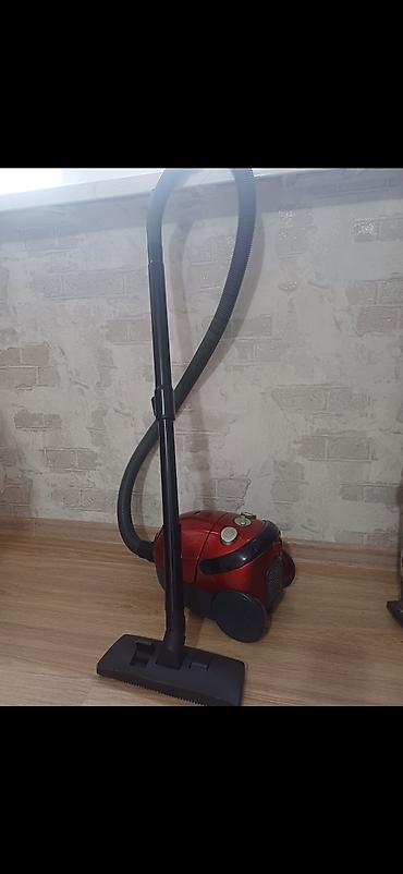 işlənmiş tozsoranlar: Orvica tozsoran – 2400W, torbalı - Güclü motor: 2400W güc sayəsində — 2