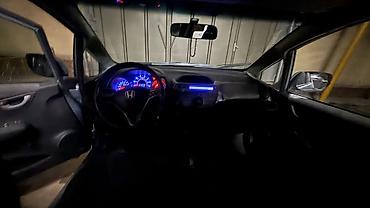 машы: Honda Fit: 2011 г., 1.5 л, Автомат, Бензин, Хэтчбэк — 4