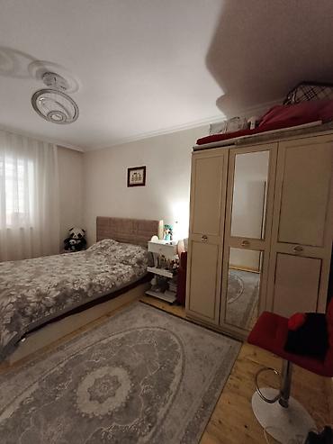 Həyət evləri və villaların satışı: Hövsan tərəfdə həyət evi - Həyət: Darvazalı giriş, tam daş döşəməli — 10