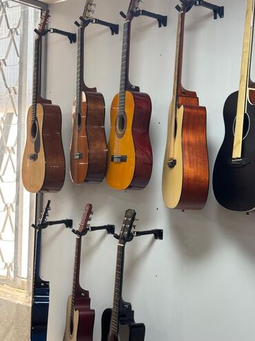 Гитары: Акустические и классические гитары, чехлы, струны комплект, по at lalafo.kg — 10 Гитары: Акустические и классические гитары, чехлы, струны комплект, по — 10