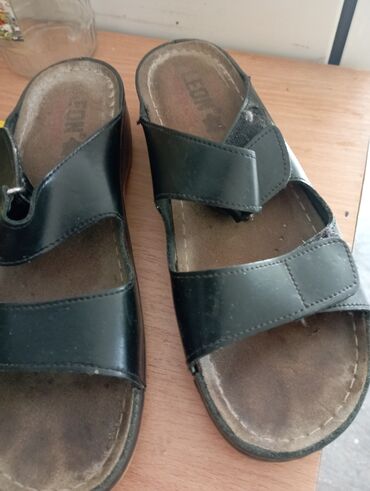 steve madden papuce sa cirkonima: 39