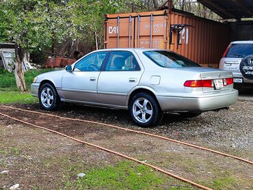 купить запчасти опель омега б: Toyota Camry: 2001 г., 2.2 л, Механика, Газ, Седан